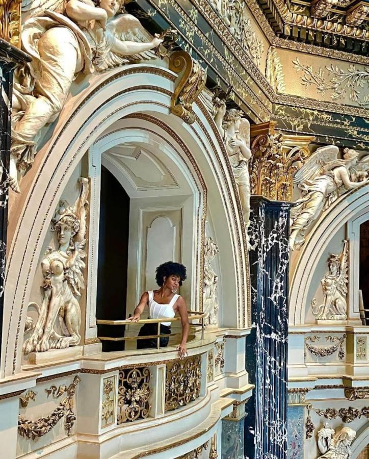 Regal Retreat Intimate Elegance Near Schoenbrunn Palace Viena Exterior foto
